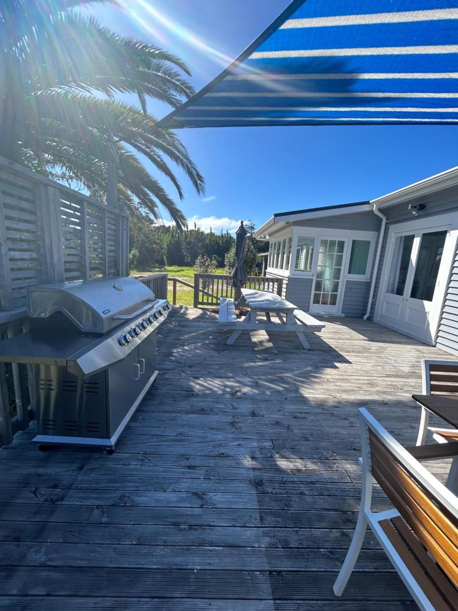 Green Turtle Cottage Pukenui Exterior photo